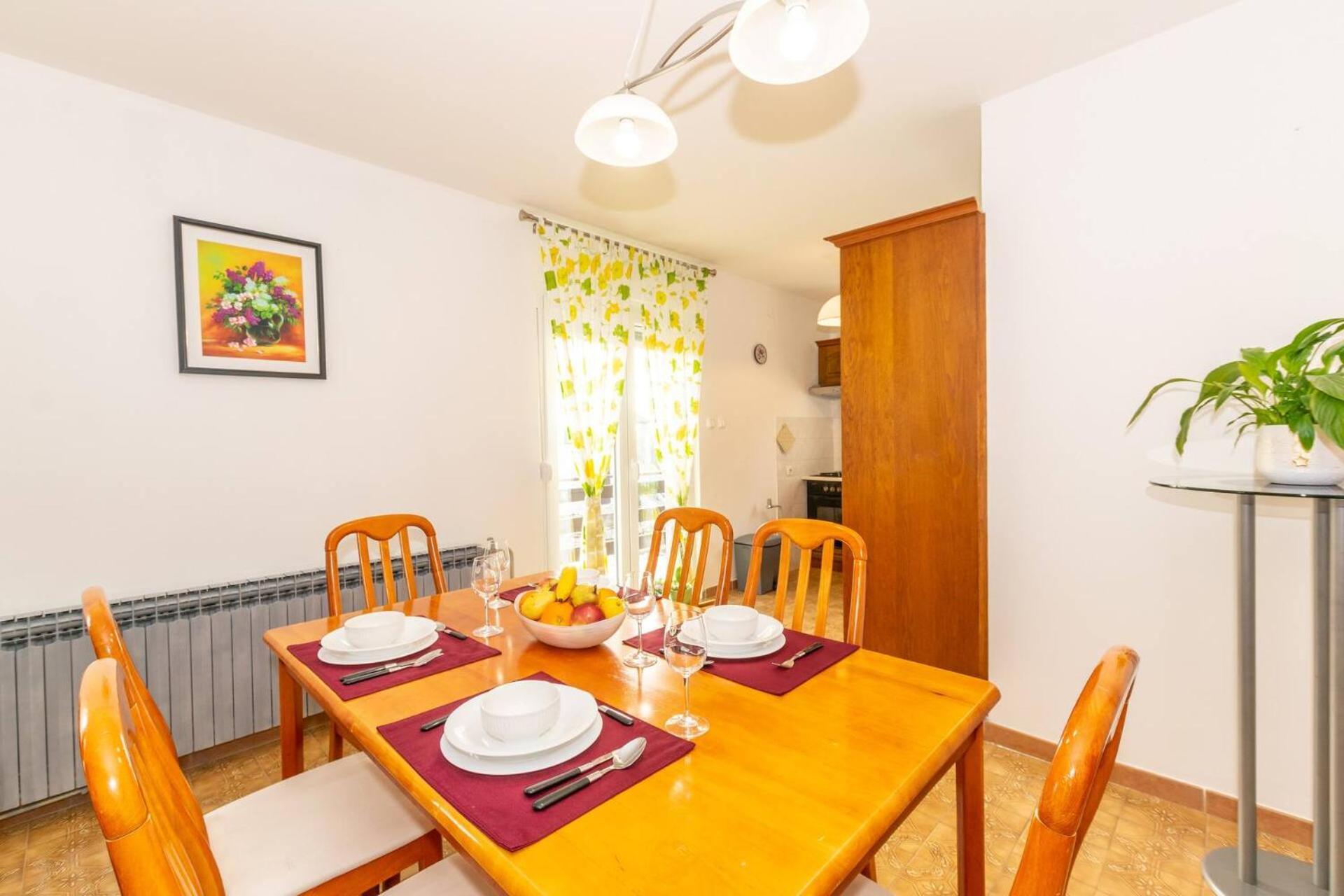 Family House With 2 Apartments - Irma Medulin Buitenkant foto