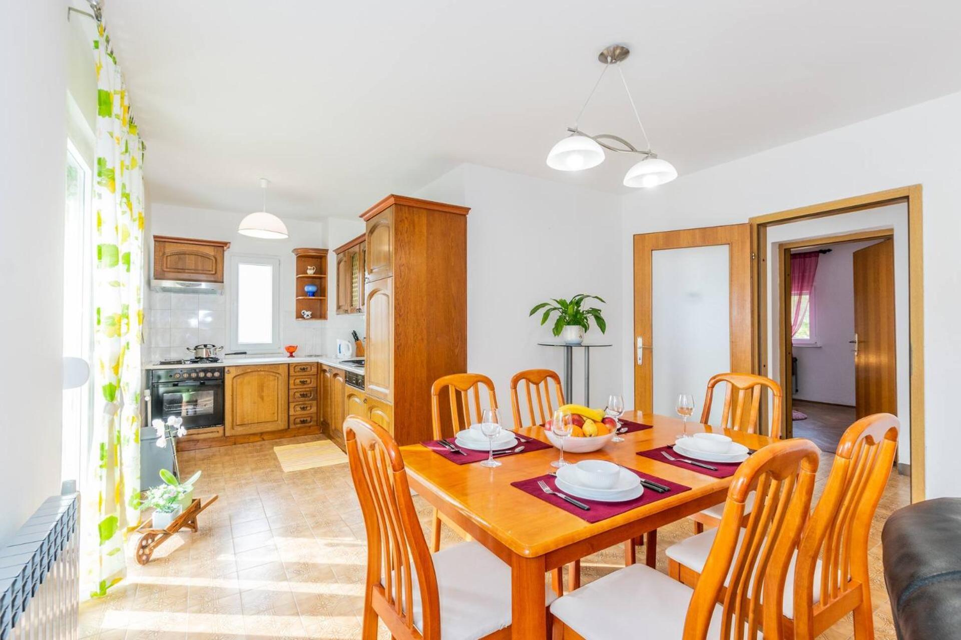 Family House With 2 Apartments - Irma Medulin Buitenkant foto